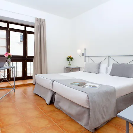 Hotel Sercotel Imperial 3*